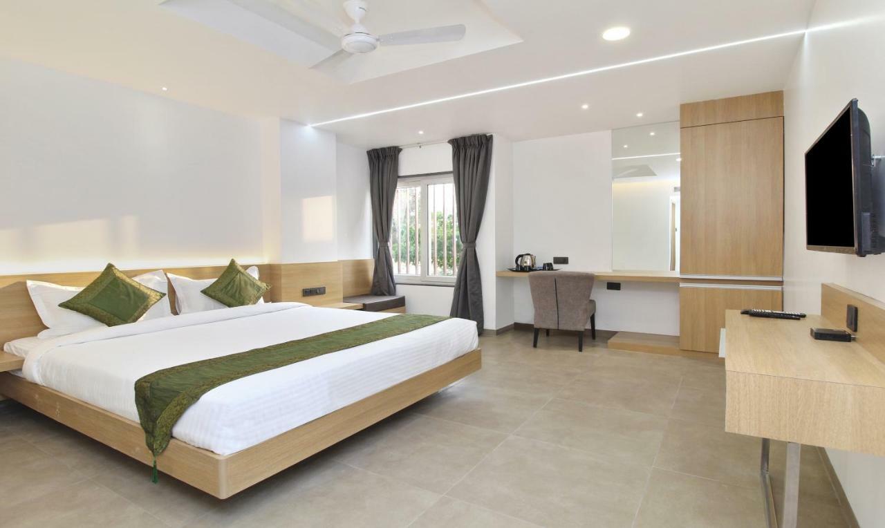 Treebo City Inn Satara Luaran gambar