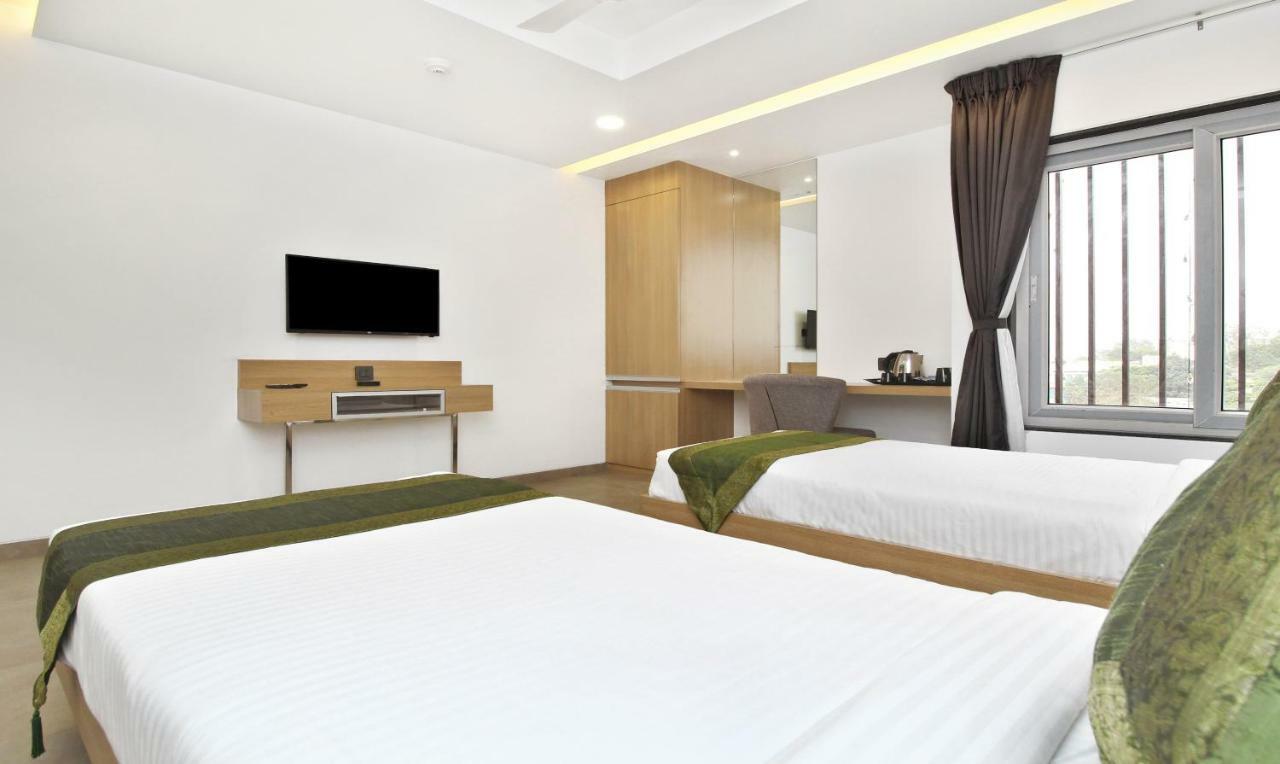 Treebo City Inn Satara Luaran gambar